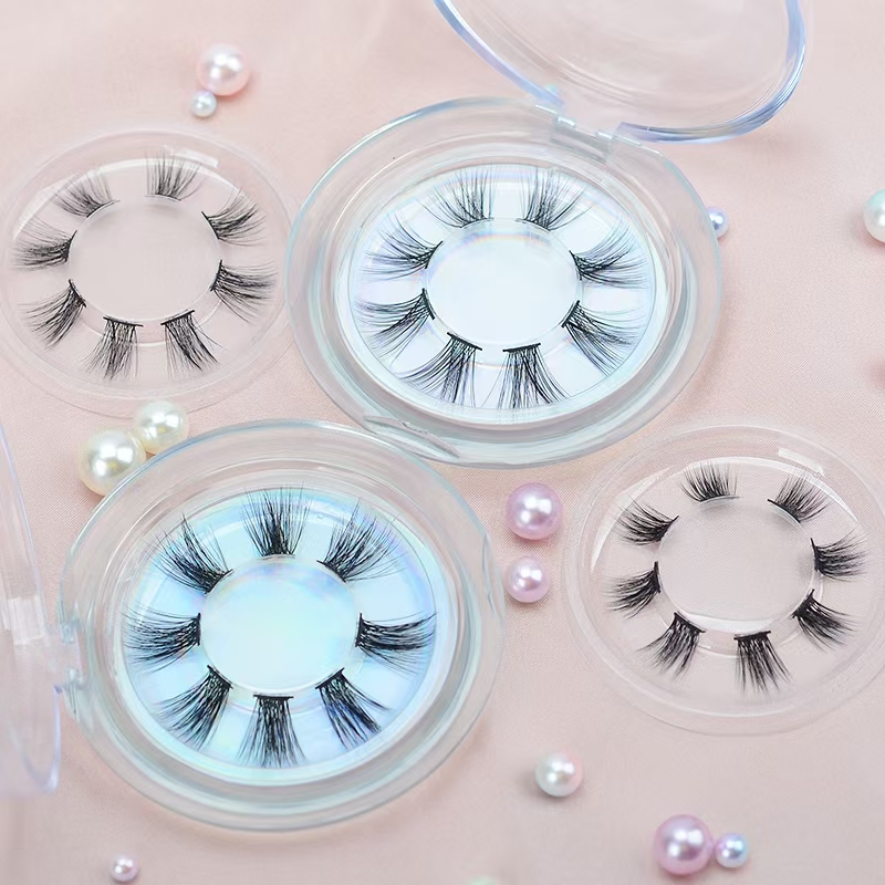 Différences entre les extensions de cils synthétiques, en soie et en vison