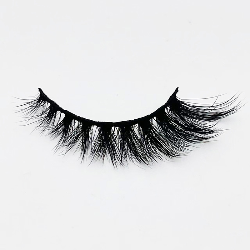 Pourquoi nos extensions de cils segmentées sont le secret le mieux gardé de l'industrie de la beauté