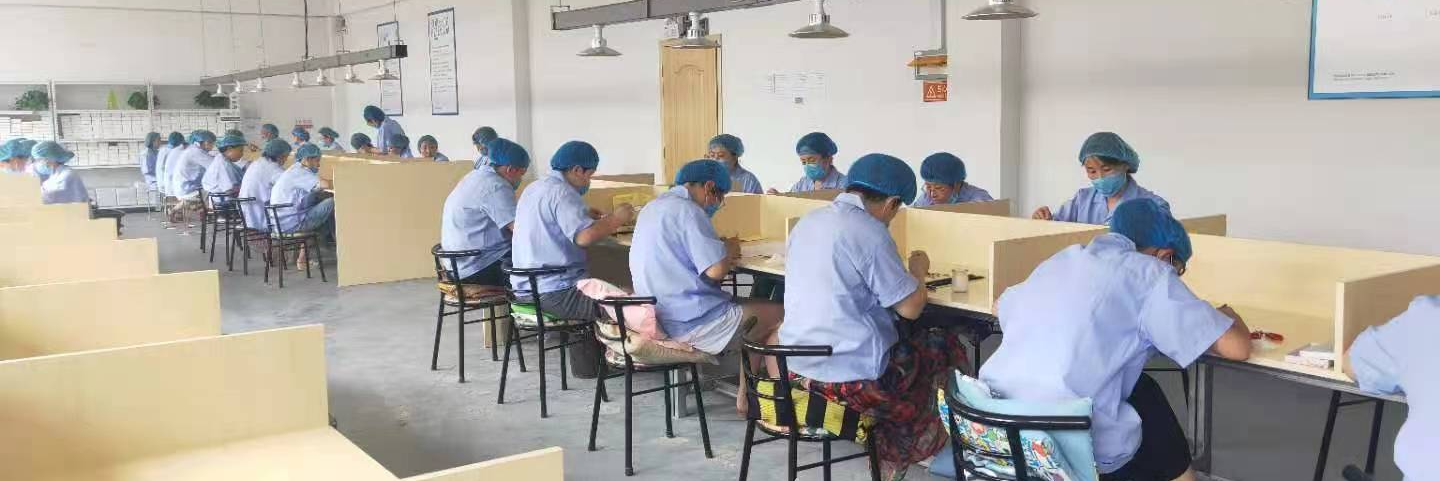 Pingdu Sparkling Eyelash® mène la modernisation de l'industrie de la production de faux cils dans le Shandong