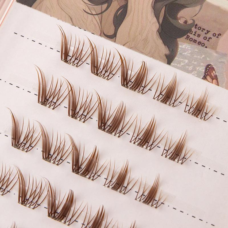 Dévoile de superbes grappes de cils: beauté sans effort avec des styles de cils Fox pré-collés