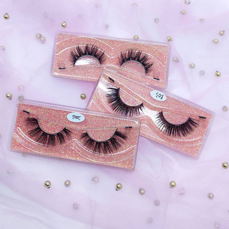 Lot de 1 paire de cils magnétiques quatre ancres aspect naturel